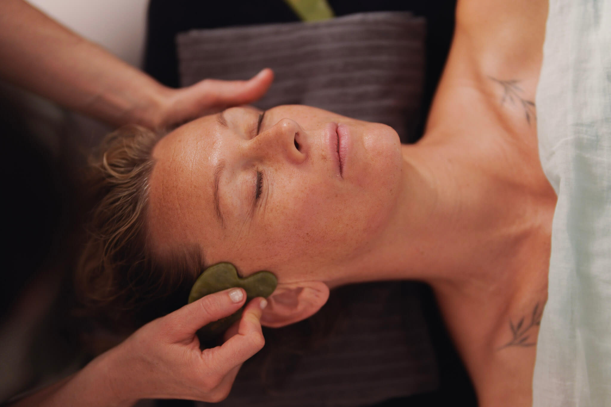 Rejuva | Platinum Facial Viv Talsmat
